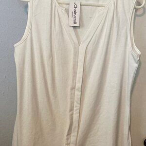 Women’s light weight sleeveless top